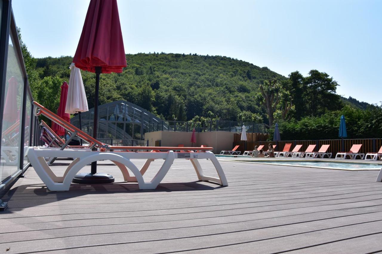 Hotel Domaine Du Lac Chambon Murol Kültér fotó